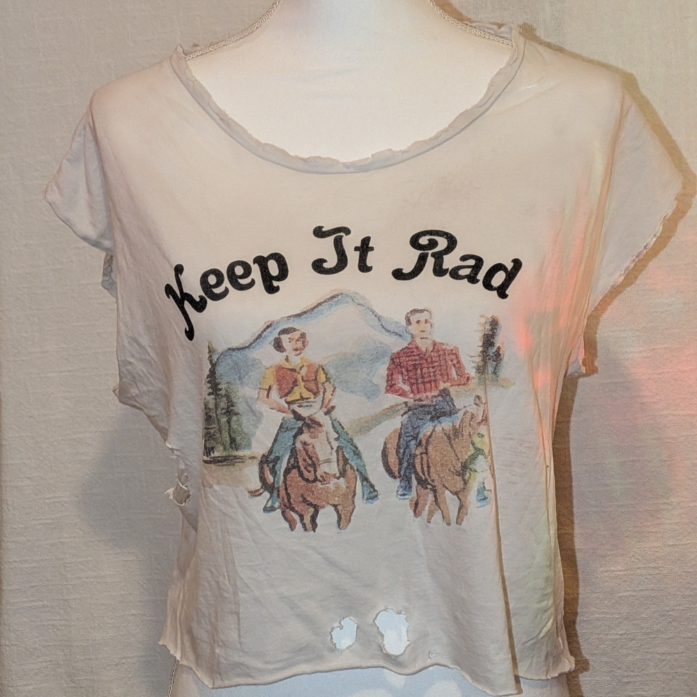 Vintage Graphic Tee - Cream